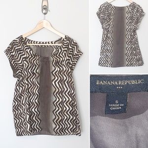 Banana Republic Ladies brown & cream printed Blous